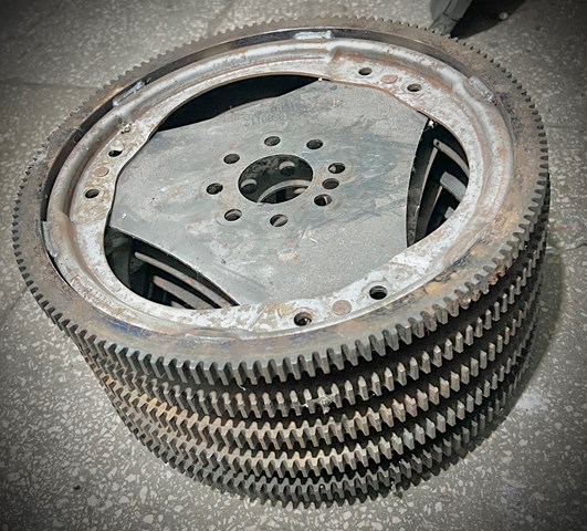 MERCEDES A6110320147 Маховик двигателя в наличии Каменское