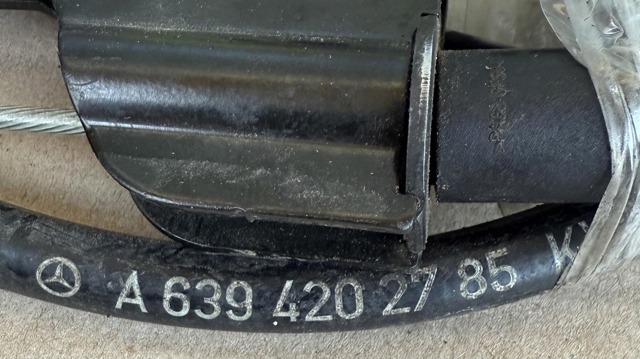 MERCEDES A6394202785 Передний трос ручника в наличии Тернополь