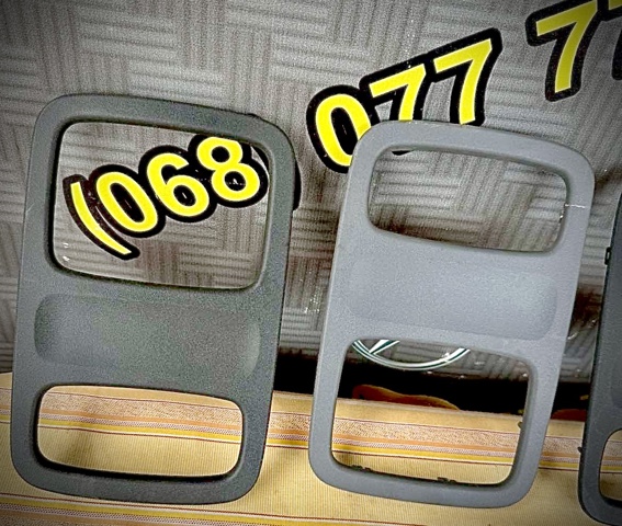 Облицовка внутренней ручки двери, задней, правой A6397470187 MERCEDES