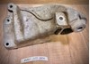 Кронштейн подушки (опоры) двигателя, левой A6512233804 MERCEDES