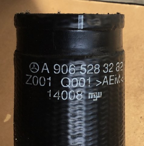 MERCEDES A9065283282 Патрубок интеркулера в наличии Чернигов