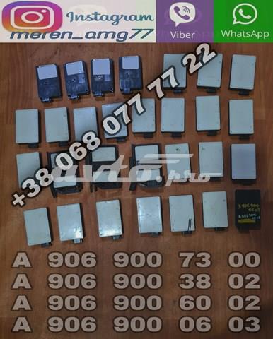 Датчик контроля мертвой зоны, задний A9069003802 MERCEDES