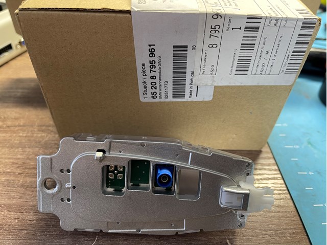 BMW 65208795961 Антенна в наличии Запорожье