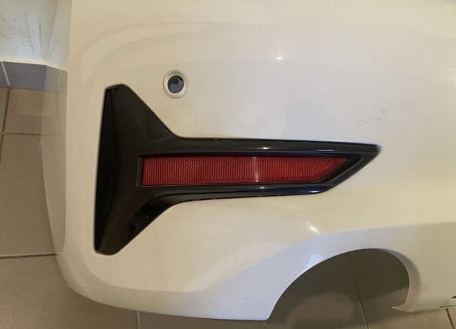 BMW 51128493937 Задний бампер в наличии Ирпень