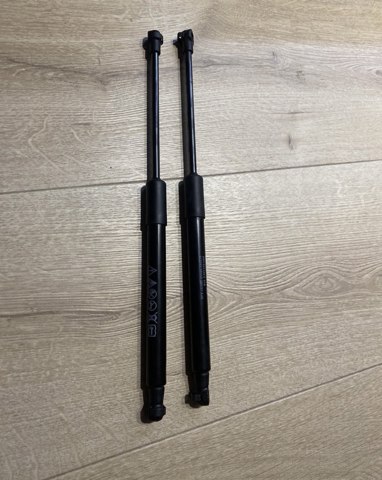 VAG 8W0823359C Амортизатор капота в наличии Житомир