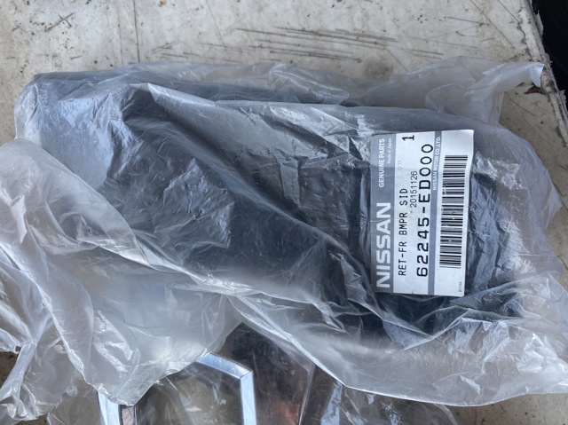 Крепление фары передней, левой 62245ED000 NISSAN