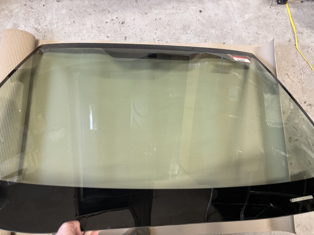 73111SWAA00 HONDA Стекло лобовое  купить в Тернополь