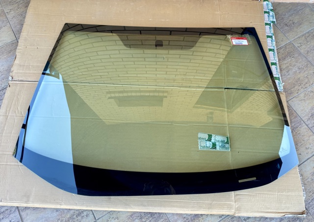 Лобовое стекло 73111SWAA00 HONDA