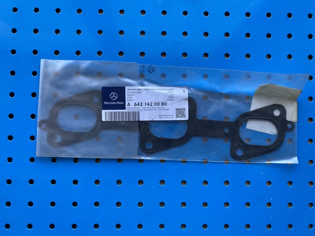Прокладка коллектора A6421420080 MERCEDES