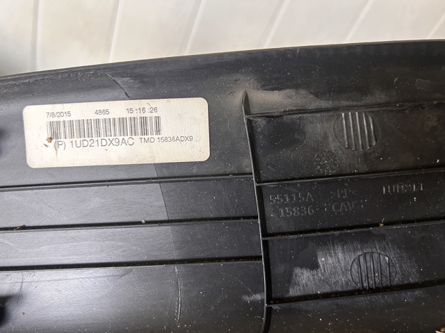 Облицовка порога внутренняя, задняя левая 1UD21DX9AC CHRYSLER