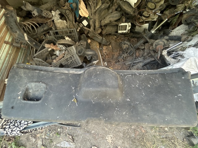 Пластик пятой двери 7700836740 RENAULT