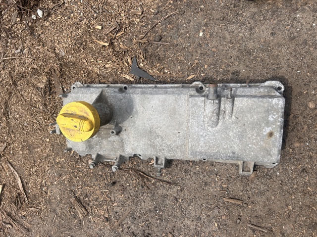 Крышка клапанов 8200243595 RENAULT
