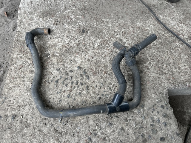 Шланг радиатора печки 924102756R RENAULT