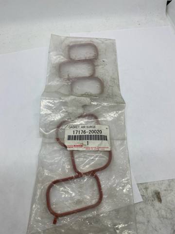 Прокладка впускного коллектора верхняя 1717620020 TOYOTA