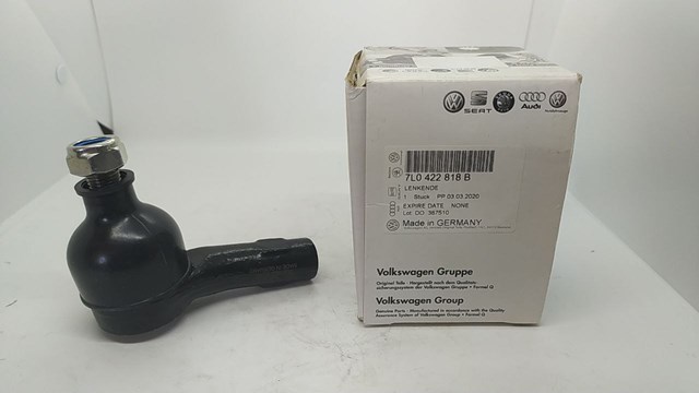 Наружный наконечник рулевой тяги 7L0422818B VAG
