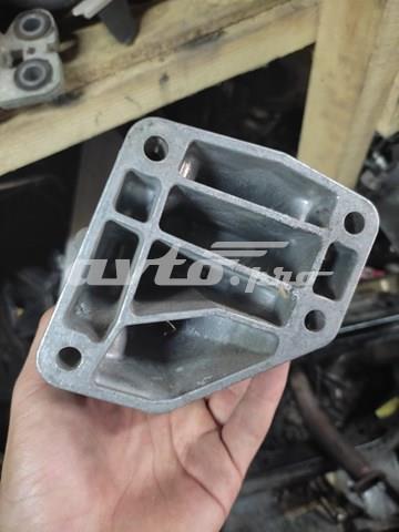 A6422236304 MERCEDES Кронштейн подушки (опоры) двигателя левой купить в Николаев