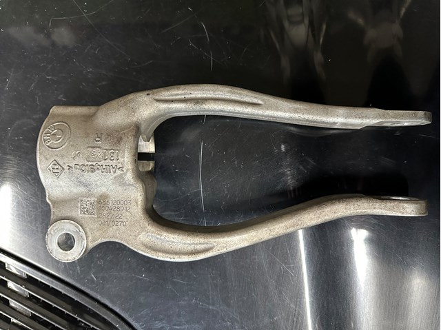 BMW 686120003 в наличии Одесса