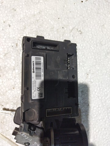 RENAULT 237106933R Блок управления двигателем в наличии Тернополь