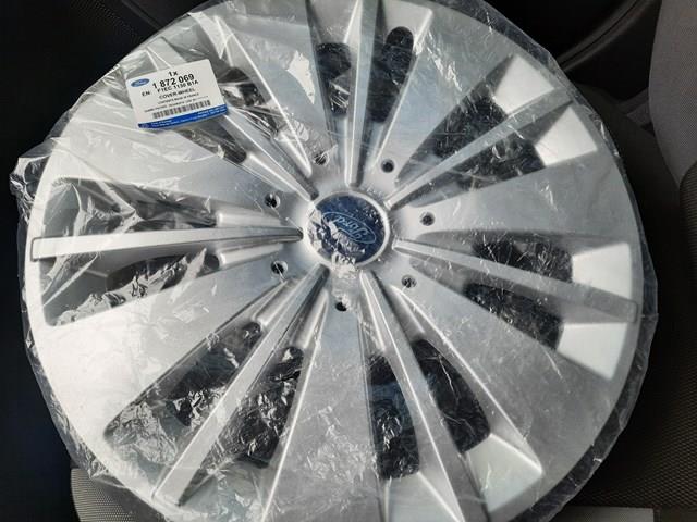 FORD 1872069 Колпаки в наличии Ужгород