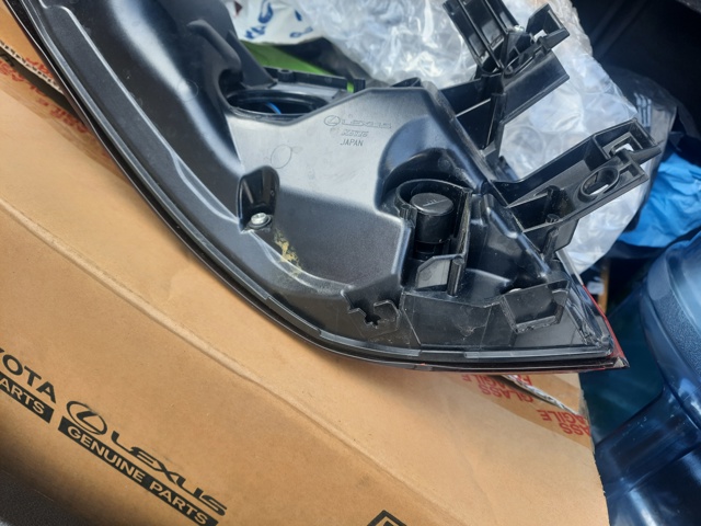 TOYOTA 8155148370 Фонарь задний правый внешний в наличии Украина