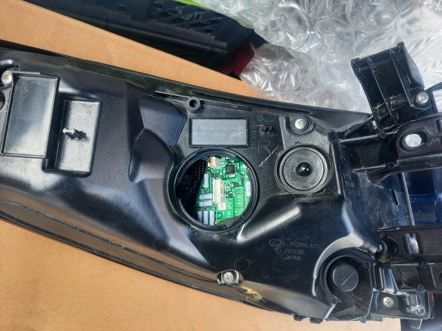 TOYOTA 8155148370 Фонарь задний правый внешний в наличии Киев