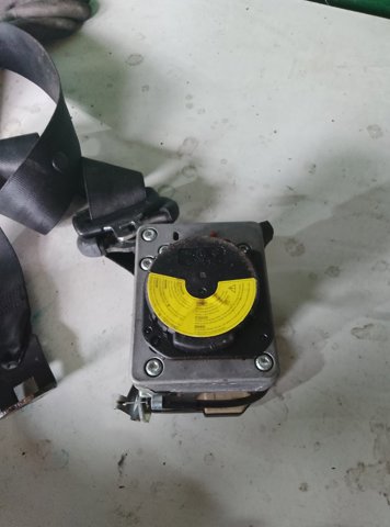 Передній ремінь безпеки