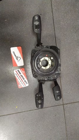 Підрулевий перемикач