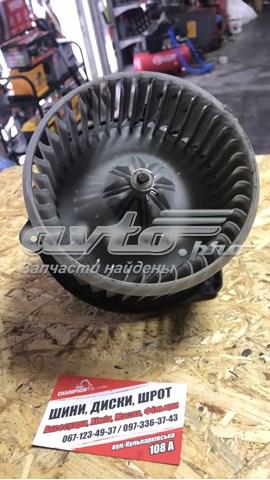 Ветилятор пічки Toyota Avensis