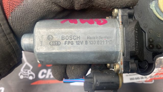 Мотор стеклоподъемника двери задней, левой 0130821717 BOSCH
