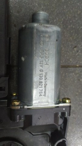 Механизм стеклоподъемника двери передней правой