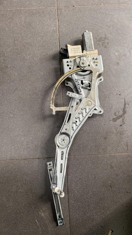 Двигун склопідіймача лівий передній opel vectra c