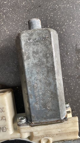 Двигун склопідіймача лівий передній opel vectra c