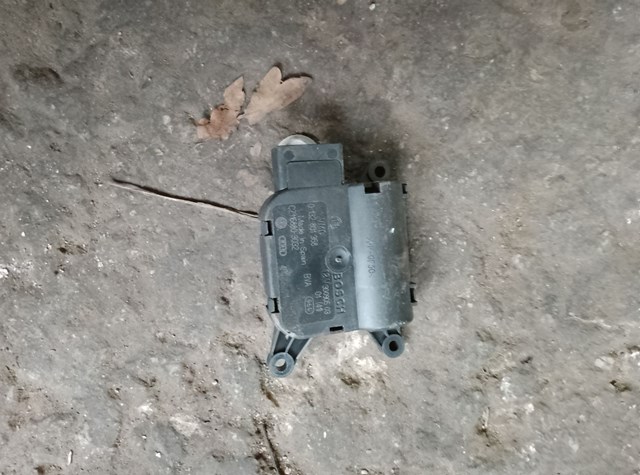 Кроковий двигун