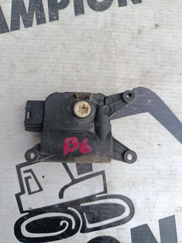 0132801363 BOSCH Привод заслонки печки купить в Украина
