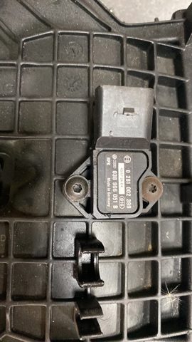 Датчик тиску наддуву (датчик нагнітання повітря в турбіну) — фото 1