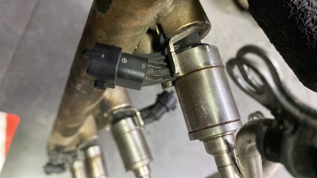 Форсунка вприску палива — фото 2