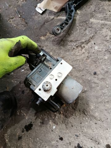 Блок ABS — фото 1