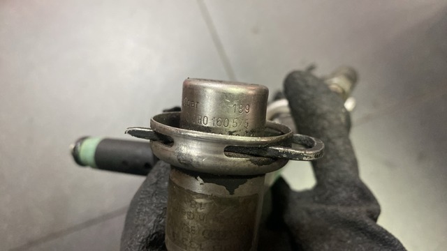 BOSCH 0280160575 Регулятор давления топлива в наличии Одесса