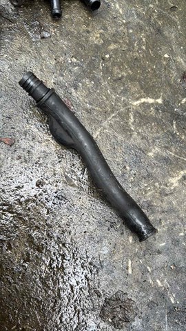 Патрубок сапуна