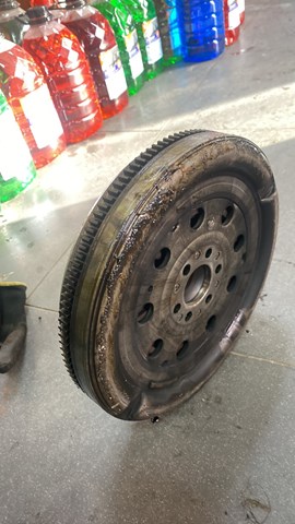 Маховик двигателя