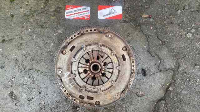 Маховик двигателя