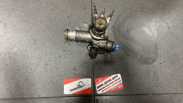 Фланец системы охлаждения (тройник)