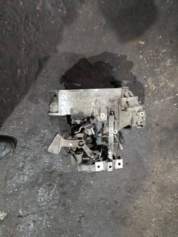 КПП в зборі(механічна коробка передач) — фото 11