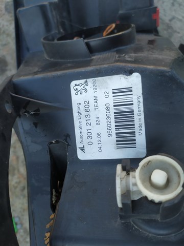 Передня фара