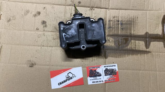 VAG 032905106F Катушка зажигания в наличии Николаев