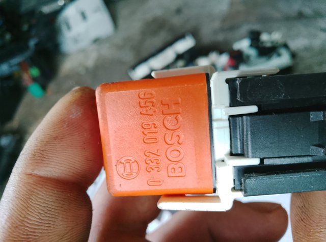 BOSCH 0332014456 Реле указателей поворотов в наличии Винница
