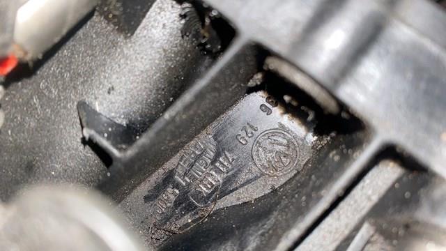 колектор впускний