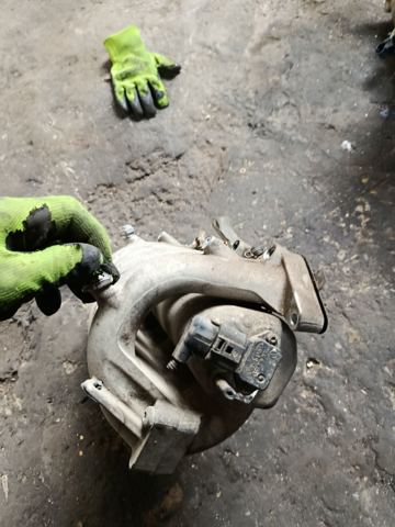 Коллектор впускной