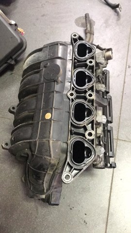 EКоллектор впускний