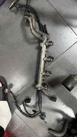 Распределитель топлива (рампа)